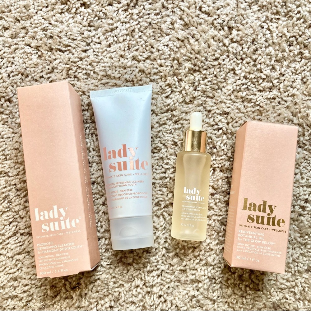Lady Suite Probiotic Refreshing Cleanser and Rejuvenating Botanical Oil
